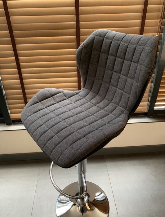 Бар стол New York с две години гаранция и безплатна доставка до офис