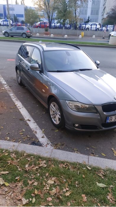 Vand bmw 320 automat  an 2012