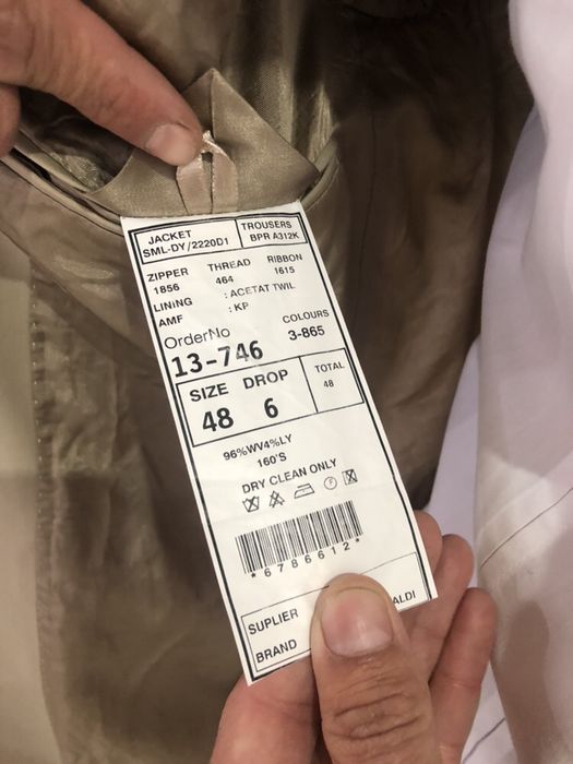 Продам костюм в отл состоянии