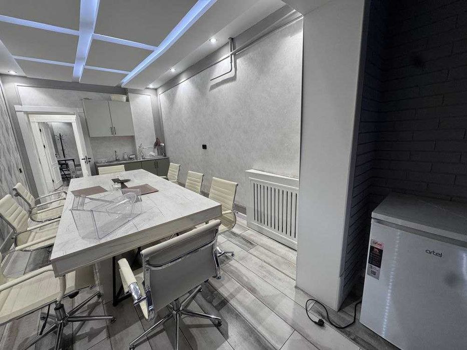 Аренда офис Айбек, Angle’s food 110м2