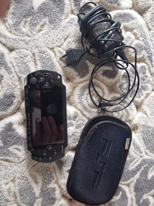 PSP portabil.                     .