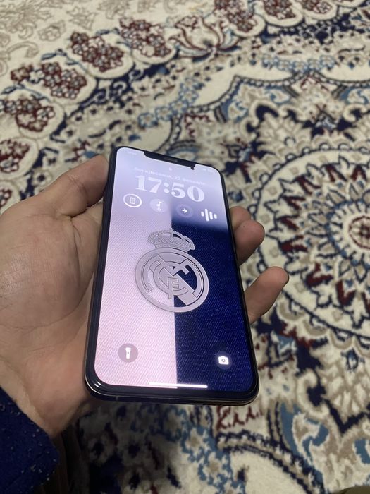 Iphone xs max sotiladi