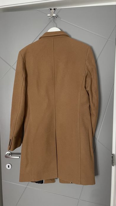 Palton Zara Man cu continut 77% lana