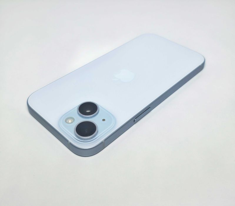 iPhone 15 256GB Blue
