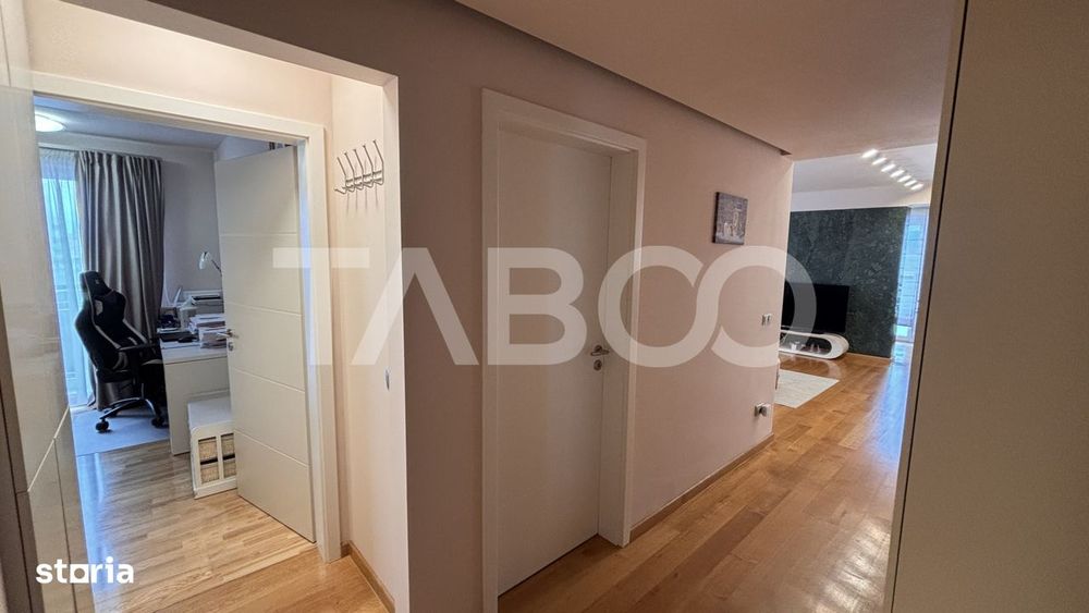 Penthouse 3 camere si doua locuri parcare de vanzare in City Residence