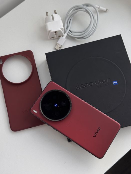 Vivo x200 ultra 16/512 Doar 36 de cicluri de încărcare a bateriei!