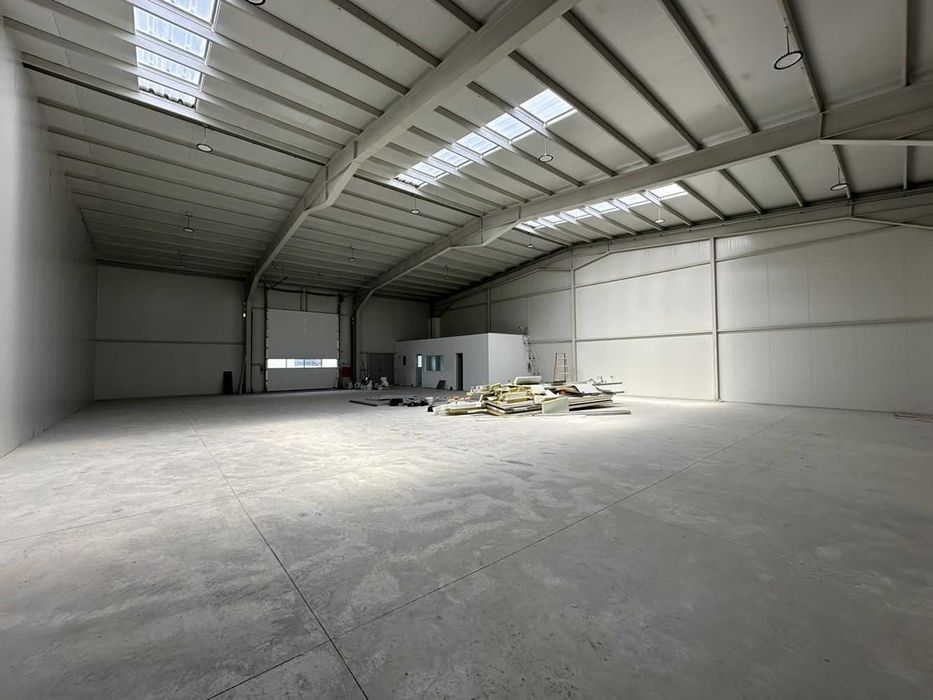 Дава се под наем Склад в Пловдив, Индустриална зона - Юг - 440 кв.м за 1560 € - Снимка #1