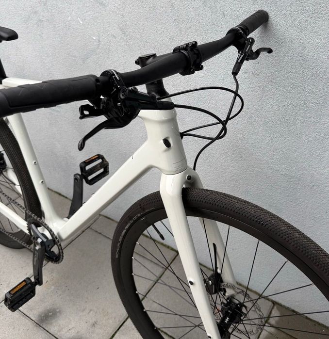 Vând bicicletă Trek FX Sport SL 4 carbon