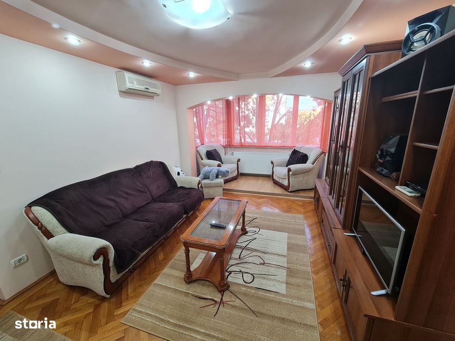 Inchiriez apartament 2 camere Modern Bou Rosu, et. 1, Centrala, Clima.