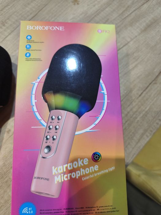 Караоке розов микрофон