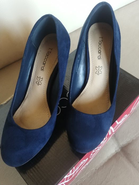 Обувь женская продается