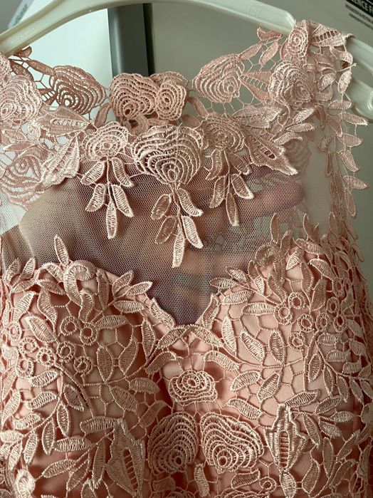 Дамска шаферска рокля