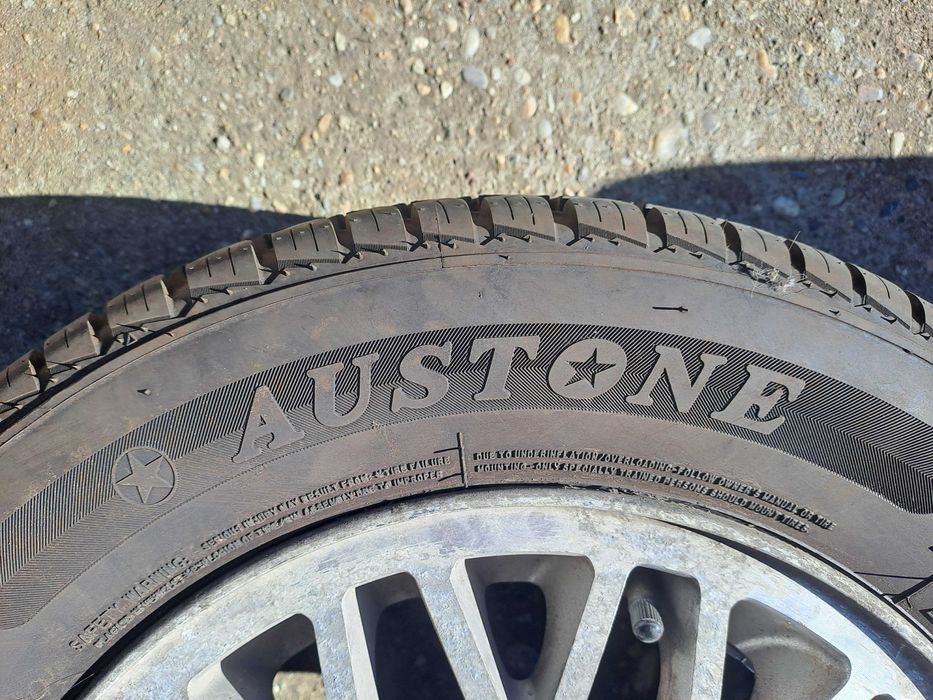 Алуминиеви джанти 13 " 4.100 с всесезонни гуми