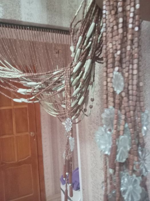 Штора в дверной проем бусинки