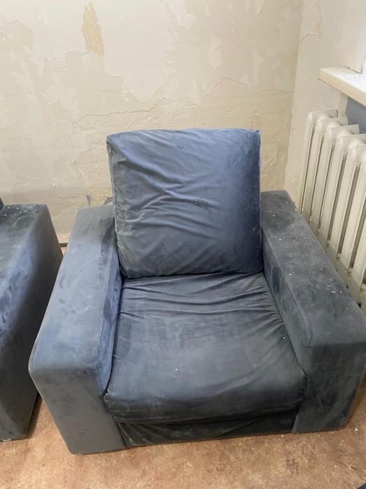 Отдам диван и кресло