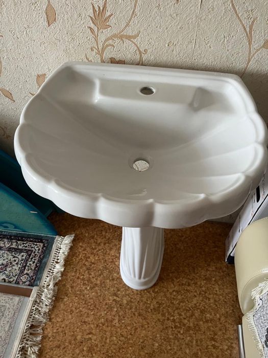 Продам роковину ромашку