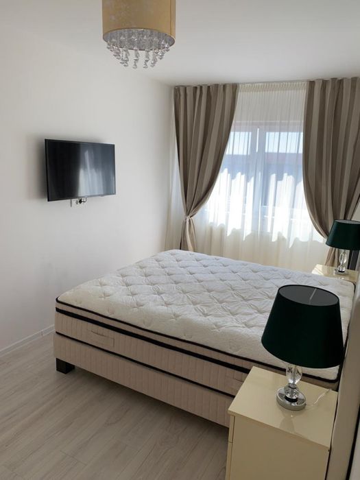 Langa rest.Marty ap2 cam. inchiriez/schimb/vand in Oradea