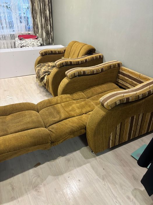 Продам два кресла