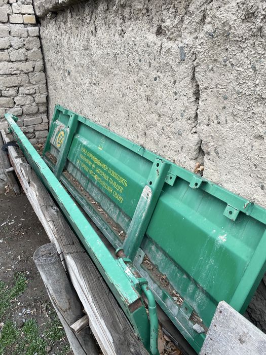 Борт на прицеп.      .