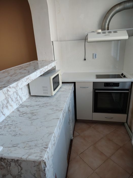 Дава се под наем Тристаен апартамент в Варна, Аспарухово - 65 кв.м за 430 € - Снимка #1