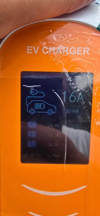 Чисто нова зарядна станция за автомобл 11kw трифазна