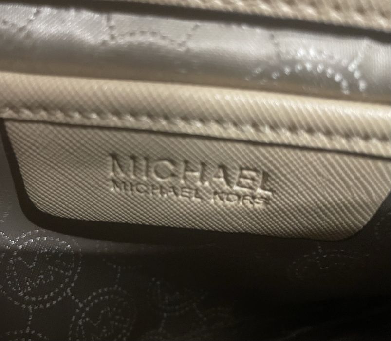 Michael Kors чанта