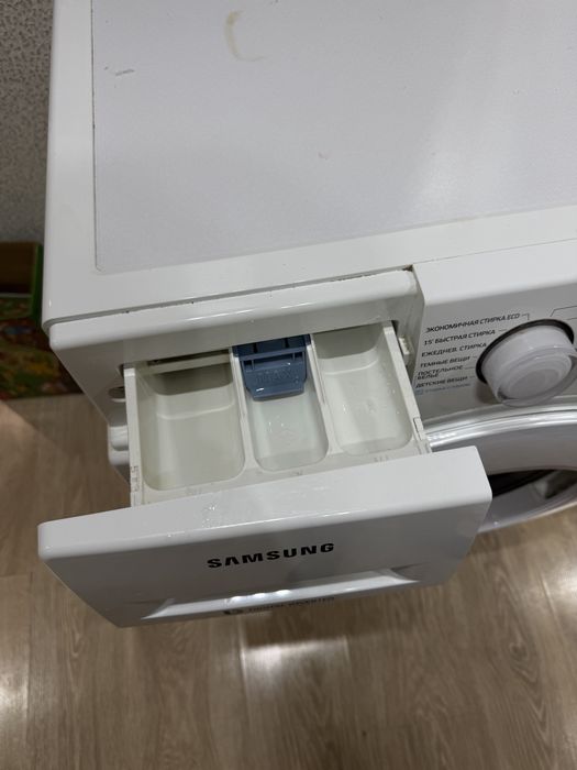 Продам Стиральную Машину Samsung