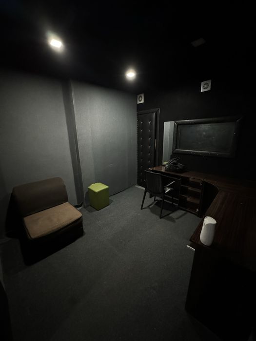 Studio ga joy yol yuzida podvolda