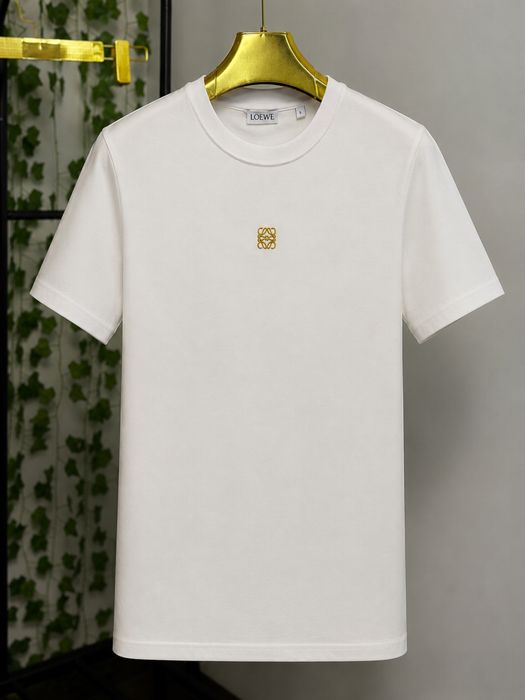 Tricou Loewe culoare diferita la Soare!
