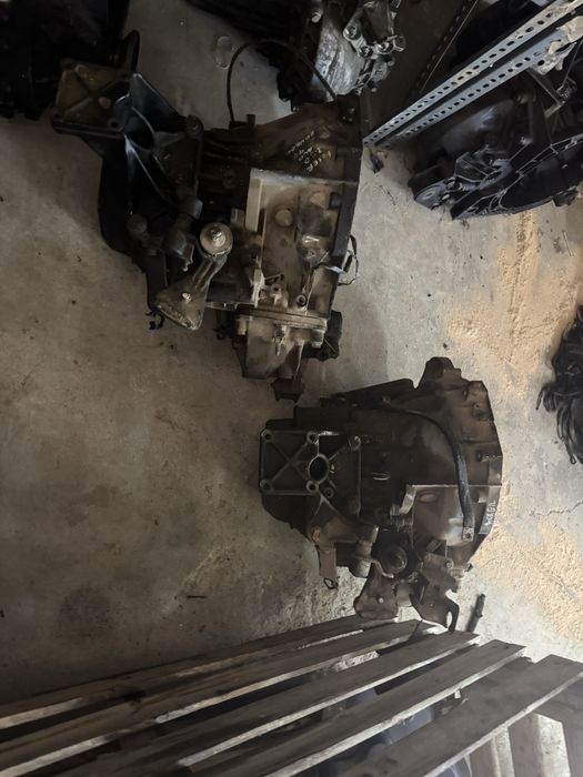 Скоростна кутия Ситруен Пежо Джъпер боксер 2.5 5 скорости 20UE00 94-01