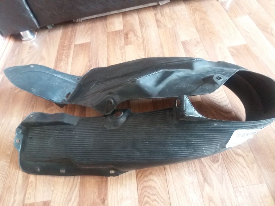 продам подкрыльник на Хюндай