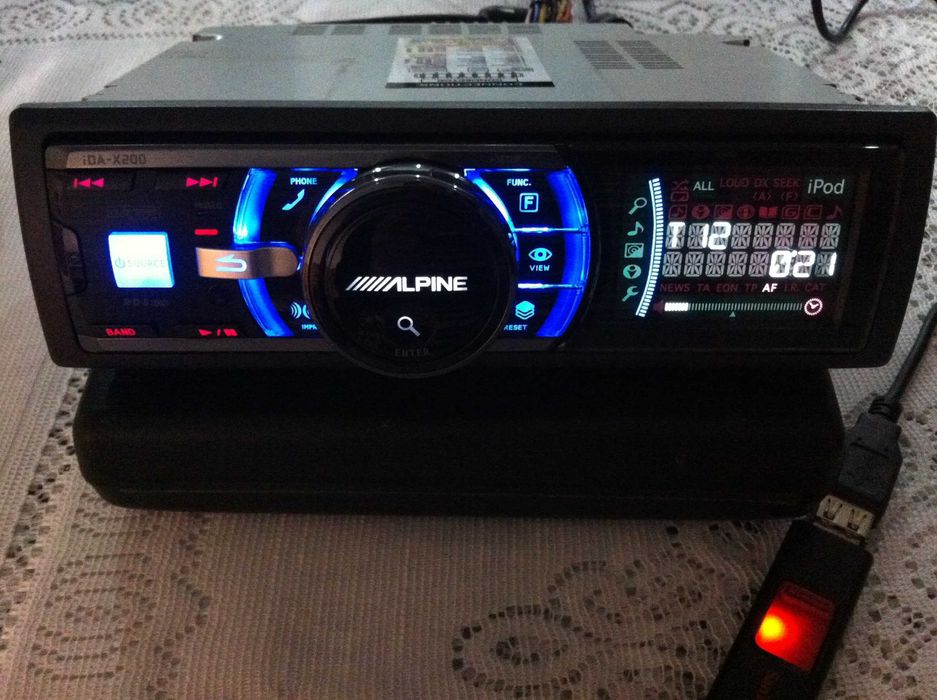 Alpine iDA-X305 iDA-X200 iDA-X300 IDA-X001 iPod USB (statie player
