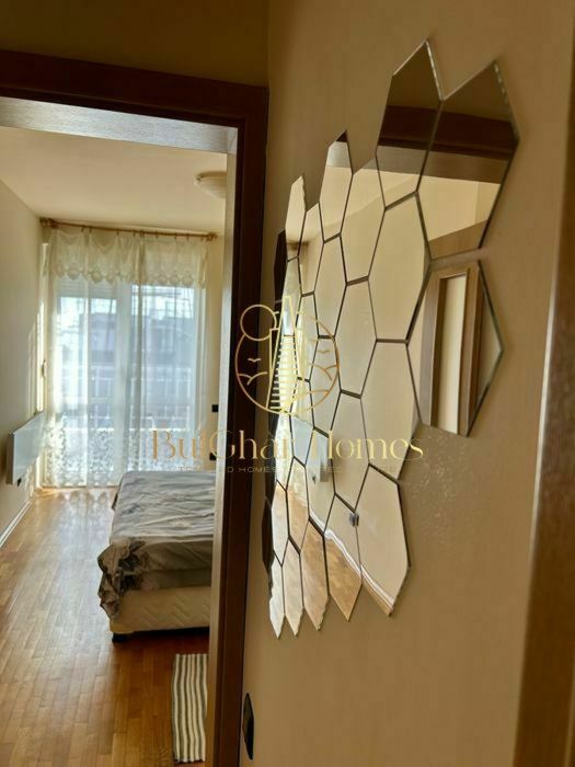 Дава се под наем Двустаен апартамент в Варна, Бриз - 70 кв.м за 459 € - Снимка #10