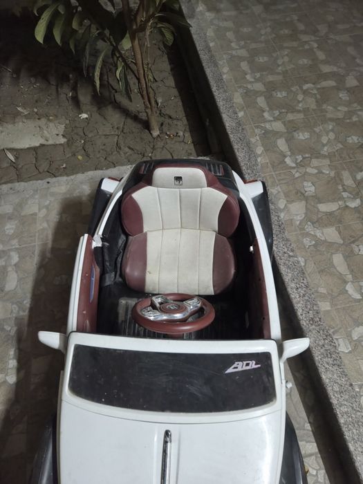 Rolce Roys elektromobilchasi