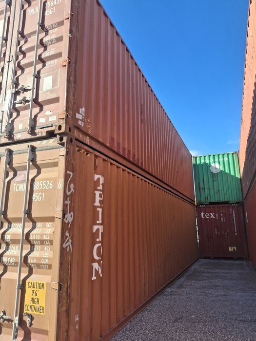 Продаётся контейнеры