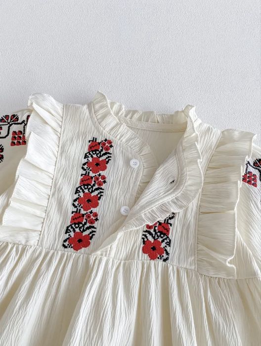 Рокля с българска шевица за момиченце