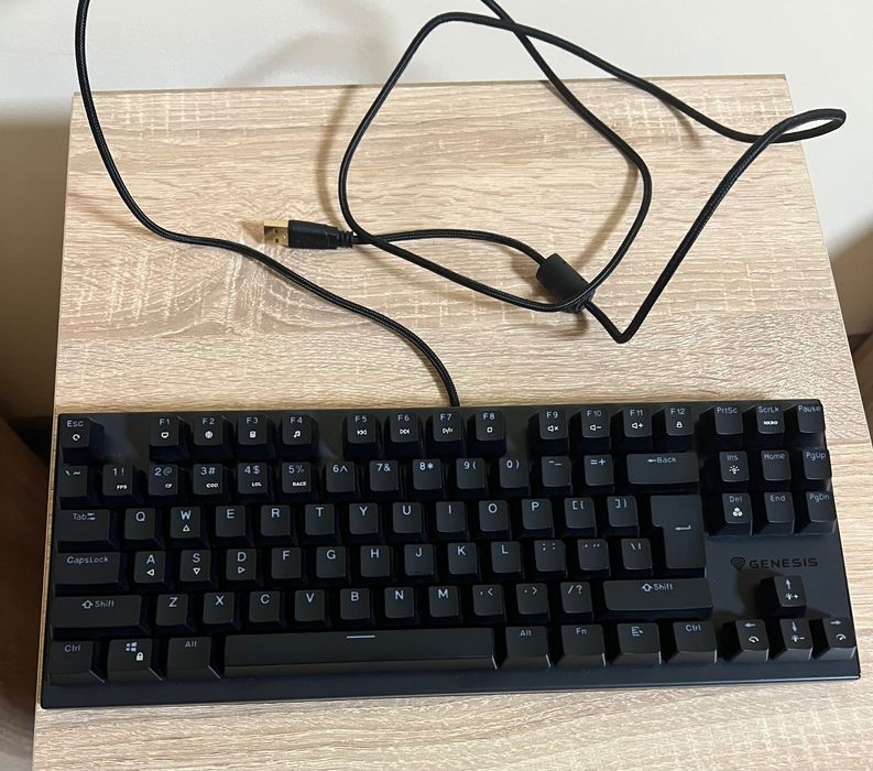 Геймърски КОМПЛЕКТ ЛАПТОП И АКСЕСОАРИ купуваш и играеш!- КАТО НОВО