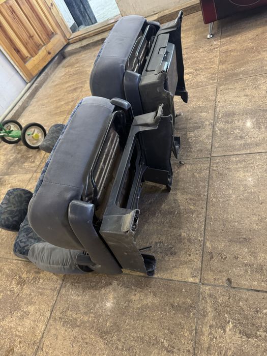 Продам сидение Toyota Ipsum 10