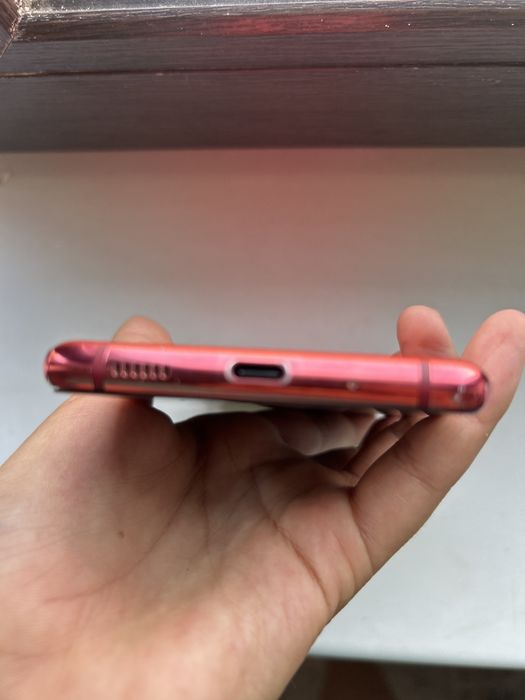 Samsung 20fe Б/у