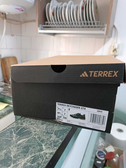 Adidas Terrex Skychaser Gore Tex, mărimea 40 2/3, cu cutie