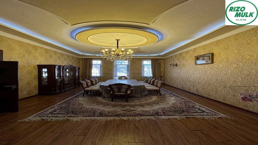 Шайхонтохур тумани Оклон махалласида файзли ховли сотилади. NR494/71