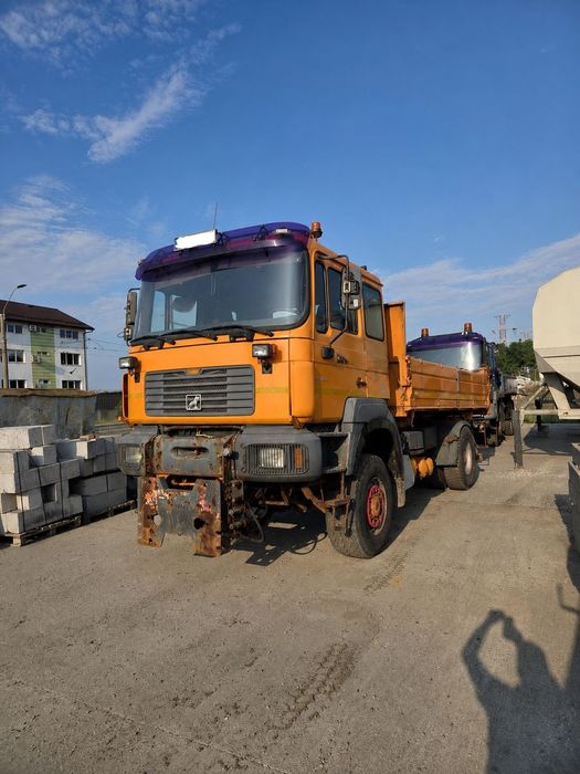 Camion MAN 4x4 Basculabil pe 3 parti