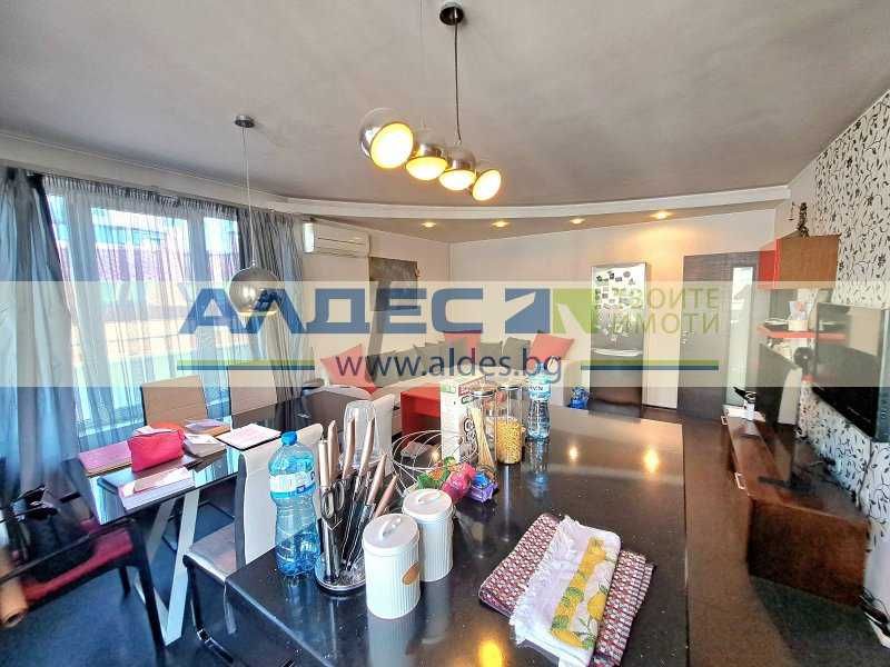 Продава се Тристаен апартамент в София, Борово - 118 кв.м за 2500 €/кв.м - Снимка #1