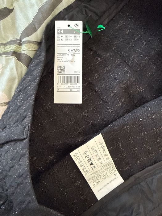 Pantaloni negri  eleganți Benetton