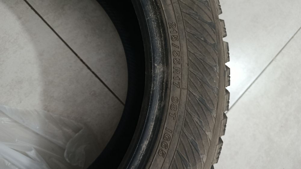 Шины 215/55/R17 Yokohama IG65