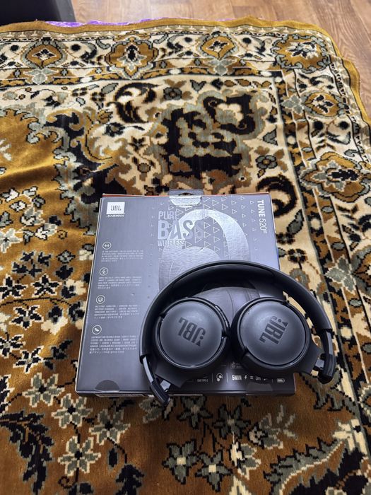 Наушники JBL TUNE 520 BT