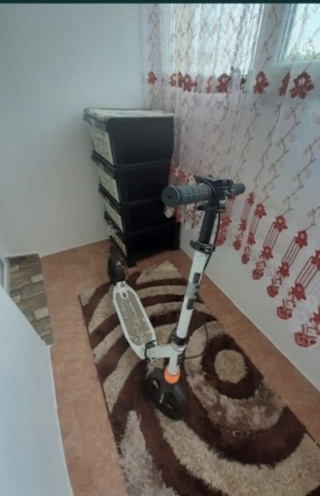 Vand Trotineta ca noua