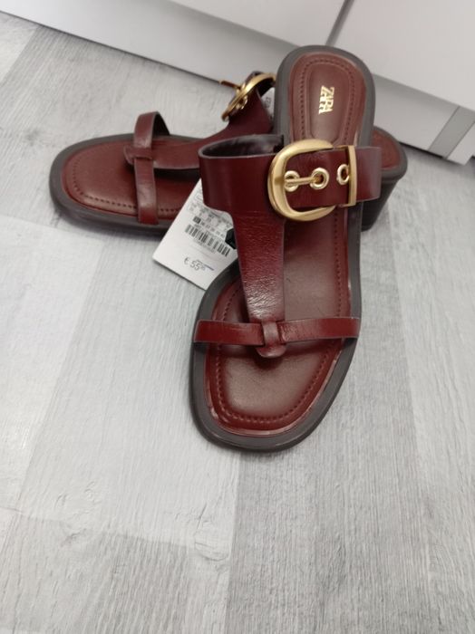 Papuci cu toc, maro, mărime 35,marca Zara