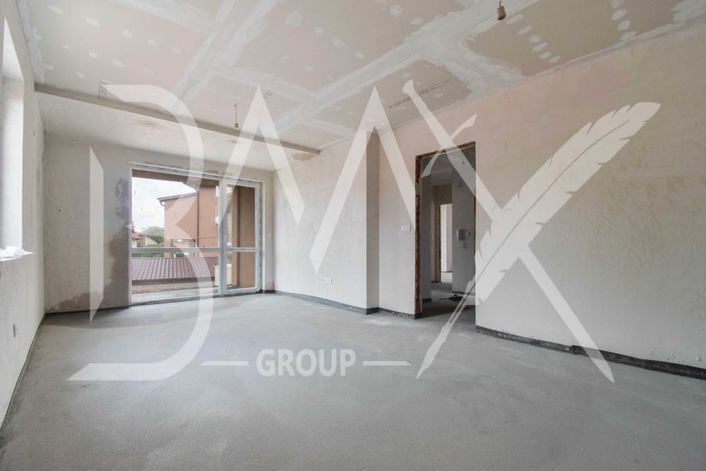 Тристаен Враждебна