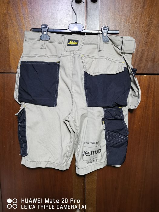 Snickers номер 50, модел 3023.